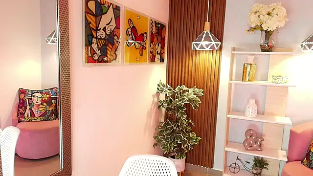 Dalila Sky online show from October 18, 2025, 6:08 pm