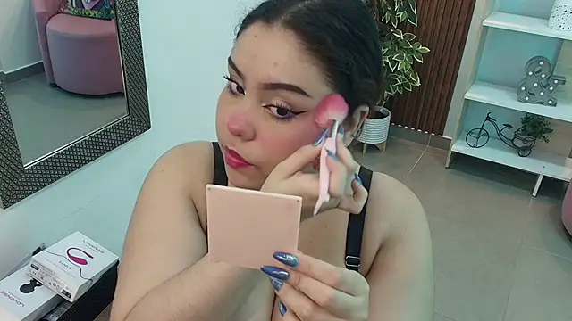 Dalila Sky online show from November 27, 2025, 6:10 pm