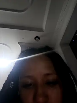Snapshot of devi_black13_ chatting on December 6, 2024, 5:53 am devi black13 online show from December 6, 2024, 5:53 am