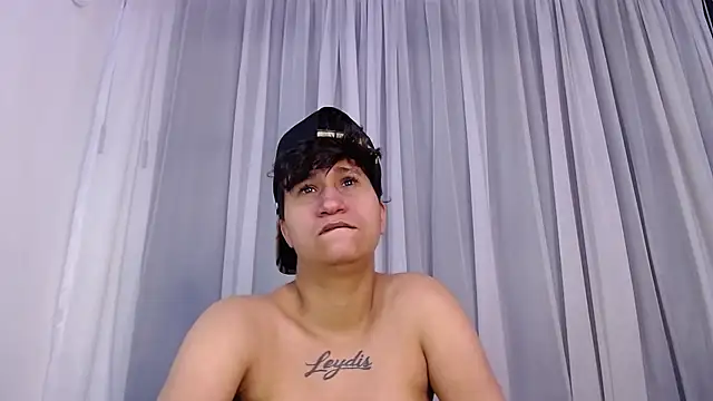 Snapshot of Im_Milan_Rs chatting on October 1, 2025, 3:23 am Im Milan Rs online show from October 1, 2025, 3:23 am