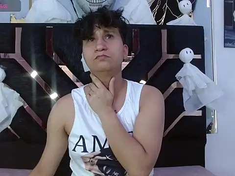 Snapshot of Im_Milan_Rs chatting on October 22, 2025, 7:02 pm Im Milan Rs online show from October 22, 2025, 7:02 pm