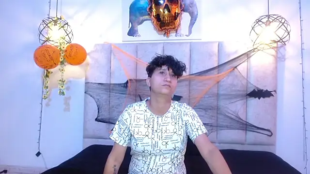 Snapshot of Im_Milan_Rs chatting on October 31, 2025, 7:59 pm Im Milan Rs online show from October 31, 2025, 7:59 pm