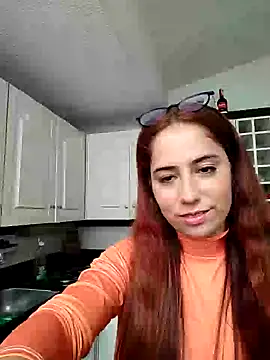 HannaSmiith online show from January 16, 2025, 2:08 pm