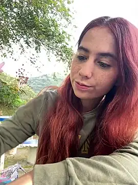 HannaSmiith online show from January 28, 2025, 1:27 pm