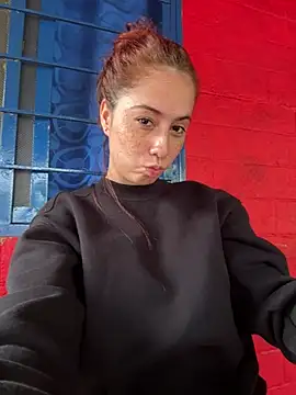 HannaSmiith online show from January 31, 2025, 12:18 pm