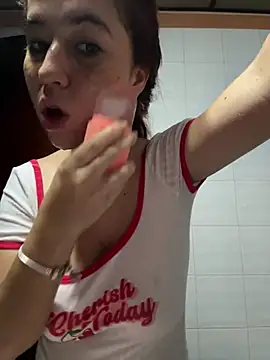 HannaSmiith online show from February 1, 2025, 11:54 am