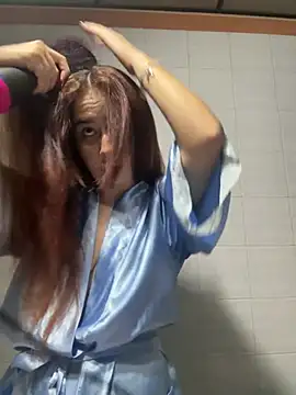 HannaSmiith online show from February 22, 2025, 9:45 am