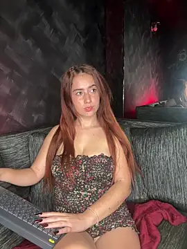 HannaSmiith online show from March 4, 2025, 4:30 pm