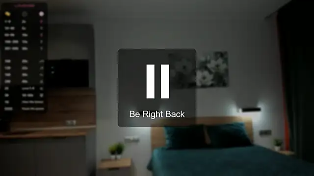 chloewallace online show from March 7, 2025, 9:59 pm