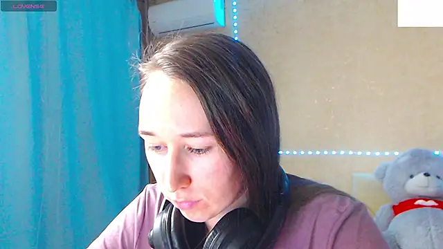 --Model--2 online show from February 11, 2025, 11:22 pm