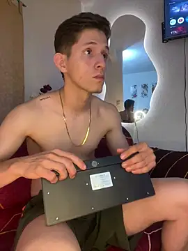 Snapshot of Bodyxx23 chatting on October 18, 2025, 11:05 pm Bodyxx23 online show from October 18, 2025, 11:05 pm