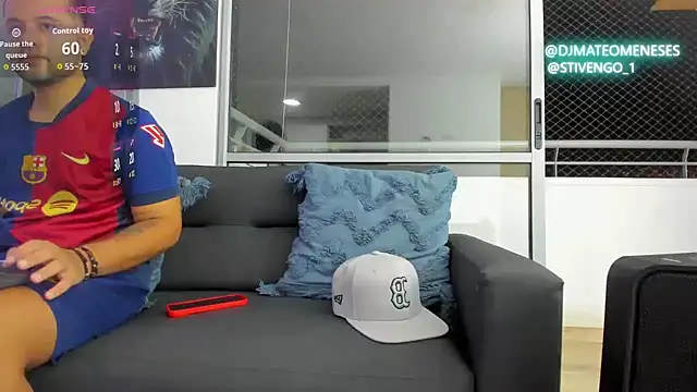 Snapshot of MattMeness chatting on November 15, 2025, 9:17 am MattMeness online show from November 15, 2025, 9:17 am