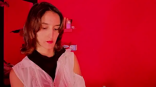 Ambar Roux  online show from April 23, 2026, 1:35 pm