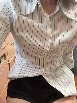 Mei 0906 online show from March 28, 2026, 4:45 am