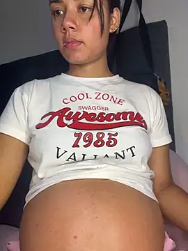  Luana online show from February 19, 2026, 1:23 am