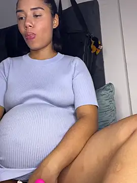  Luana online show from March 3, 2026, 1:12 am