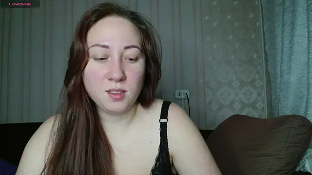 KellyCrystall online show from January 19, 2025, 2:49 pm