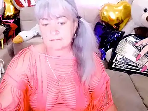 Snapshot of SiberiabBerry chatting on June 25, 2026, 2:22 am SiberiabBerry online show from June 25, 2026, 2:22 am