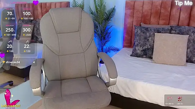 Snapshot of violeta_leon chatting on March 10, 2026, 3:00 am violeta leon online show from March 10, 2026, 3:00 am