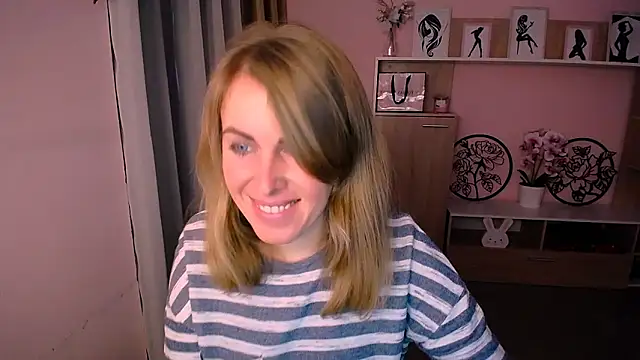 Hot Milady online show from January 9, 2025, 8:24 am