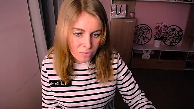 Hot Milady online show from January 20, 2025, 8:19 am