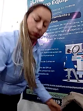 Snapshot of Katalina_S3xy chatting on March 11, 2026, 2:12 pm Katalina S3xy online show from March 11, 2026, 2:12 pm