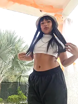 Snapshot of Mariangel_11 chatting on October 19, 2025, 4:29 pm Mariangel 11 online show from October 19, 2025, 4:29 pm