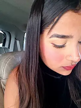 Snapshot of Mariangel_11 chatting on October 29, 2025, 2:19 pm Mariangel 11 online show from October 29, 2025, 2:19 pm