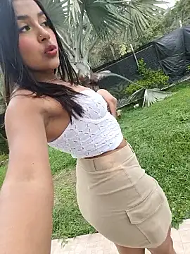 Snapshot of Mariangel_11 chatting on November 10, 2025, 2:16 pm Mariangel 11 online show from November 10, 2025, 2:16 pm