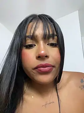 Snapshot of Mariangel_11 chatting on August 4, 2026, 2:37 am Mariangel 11 online show from August 4, 2026, 2:37 am
