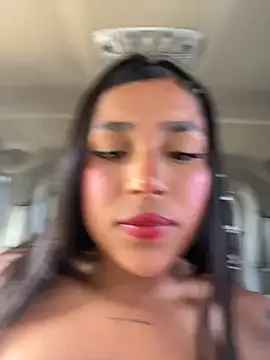Snapshot of Mariangel_11 chatting on August 4, 2026, 2:41 pm Mariangel 11 online show from August 4, 2026, 2:41 pm