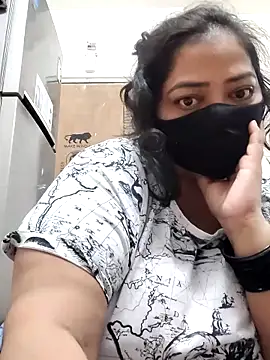 Snapshot of zeepe19 chatting on October 21, 2025, 2:56 am zeepe19 online show from October 21, 2025, 2:56 am