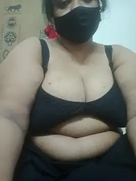 zeepe19 online show from June 8, 2026, 6:41 pm
