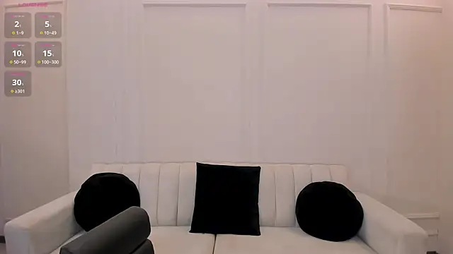 Snapshot of ValeriaRoldanX chatting on June 16, 2026, 6:21 pm ValeriaRoldanX online show from June 16, 2026, 6:21 pm