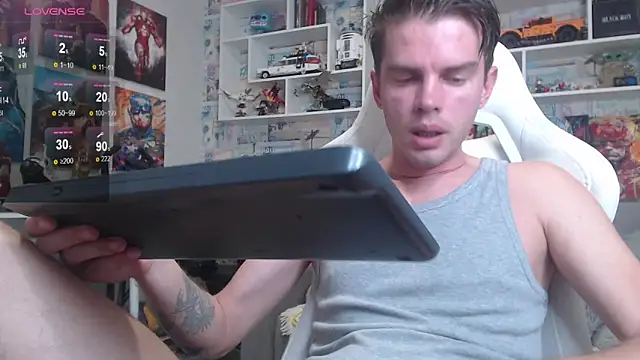 Mike Burn online show from October 2, 2025, 12:12 pm