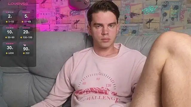 Snapshot of Mike_Burn chatting on October 23, 2025, 1:32 pm Mike Burn online show from October 23, 2025, 1:32 pm