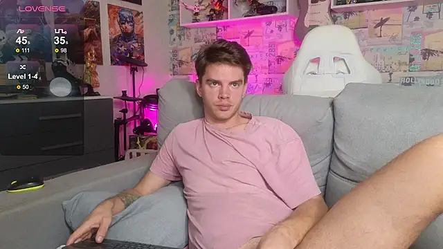 Snapshot of Mike_Burn chatting on November 12, 2025, 3:01 pm Mike Burn online show from November 12, 2025, 3:01 pm