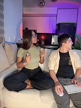 Snapshot of tiana_nave chatting on March 25, 2026, 2:28 am tiana nave online show from March 25, 2026, 2:28 am