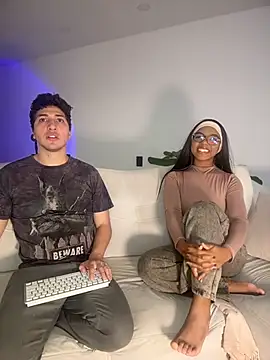 Snapshot of tiana_nave chatting on May 15, 2026, 6:04 pm tiana nave online show from May 15, 2026, 6:04 pm