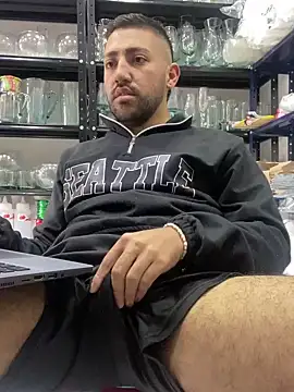 Snapshot of JuanZapata33 chatting on December 9, 2024, 5:52 pm JuanZapata33 online show from December 9, 2024, 5:52 pm