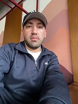 Snapshot of JuanZapata33 chatting on January 25, 2025, 4:13 pm JuanZapata33 online show from January 25, 2025, 4:13 pm