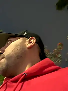 Snapshot of JuanZapata33 chatting on October 4, 2025, 11:14 pm JuanZapata33 online show from October 4, 2025, 11:14 pm