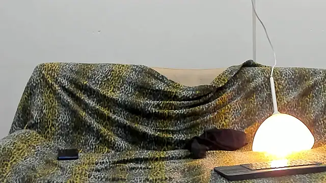 FRAN DESS online show from January 19, 2025, 2:04 am