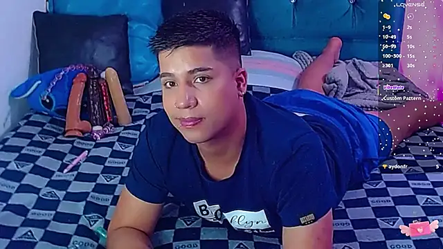 Snapshot of Randy_horny chatting on February 19, 2025, 7:06 am Randy horny online show from February 19, 2025, 7:06 am