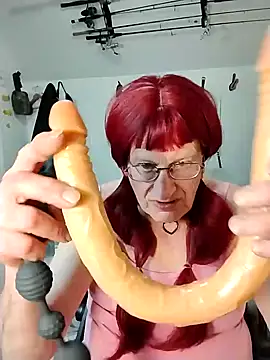 patti-cumdump online show from October 10, 2025, 9:03 pm