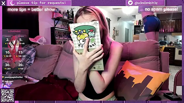 Snapshot of v3n0mb1t3z chatting on November 18, 2025, 11:59 pm v3n0mb1t3z online show from November 18, 2025, 11:59 pm