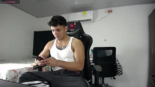 man dur07 online show from December 19, 2024, 9:38 pm