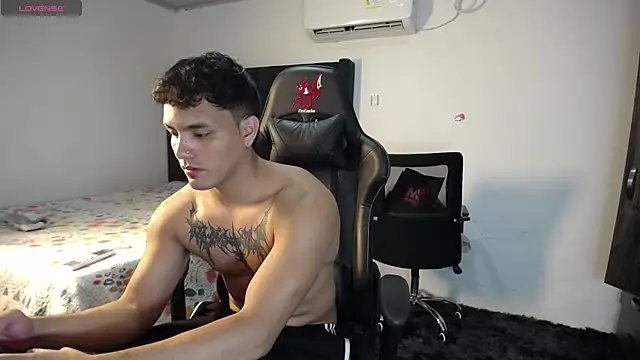 man dur07 online show from January 7, 2025, 11:35 pm