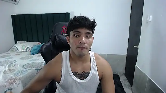 man dur07 online show from October 1, 2025, 6:58 pm