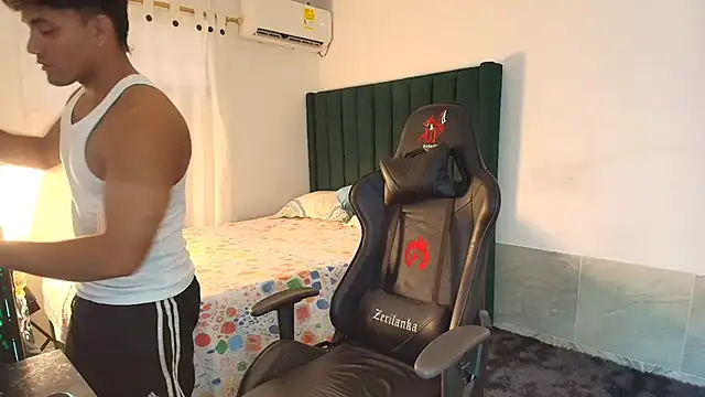 man dur07 online show from October 11, 2025, 7:34 pm